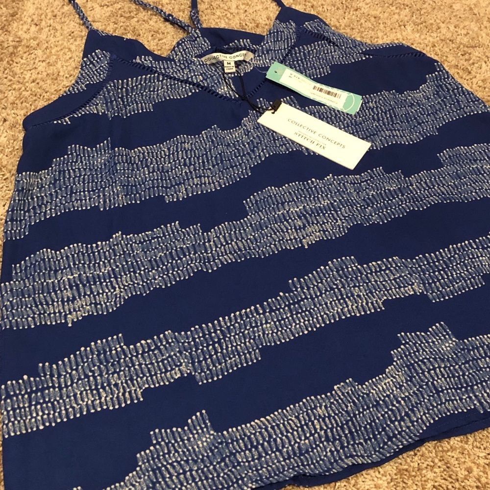 Collective Concepts Top Blue Striped V-Neck Tank Top Flowy